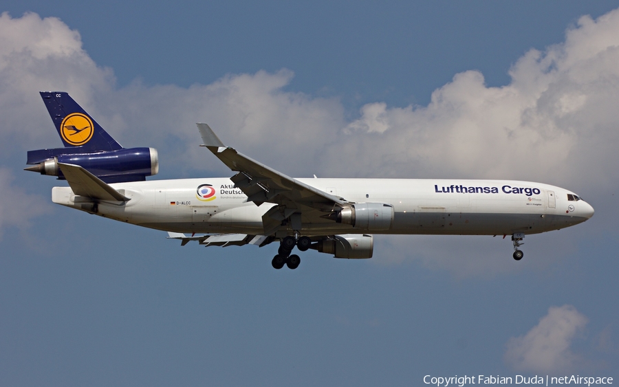 Lufthansa Cargo McDonnell Douglas MD-11F (D-ALCC) | Photo 272144