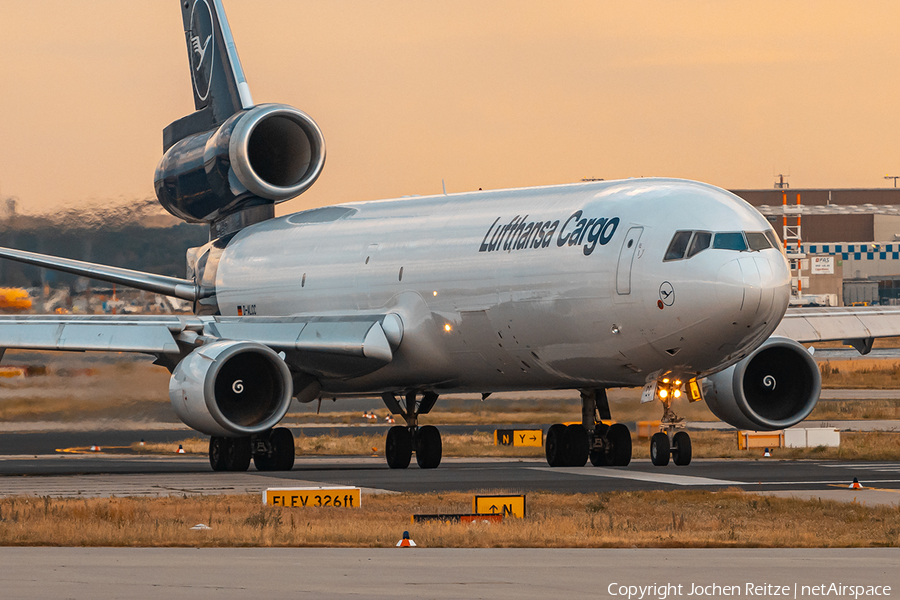 Lufthansa Cargo McDonnell Douglas MD-11F (D-ALCC) | Photo 341324