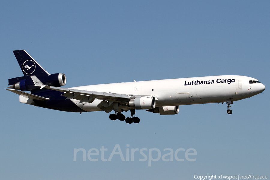 Lufthansa Cargo McDonnell Douglas MD-11F (D-ALCC) | Photo 445516