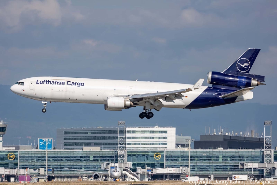 Lufthansa Cargo McDonnell Douglas MD-11F (D-ALCC) | Photo 473309