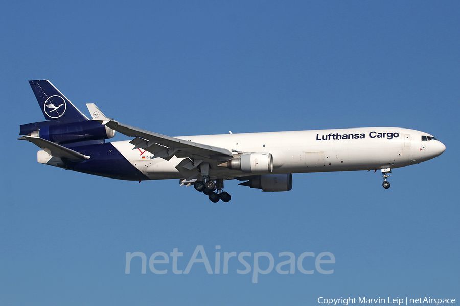 Lufthansa Cargo McDonnell Douglas MD-11F (D-ALCC) | Photo 489907