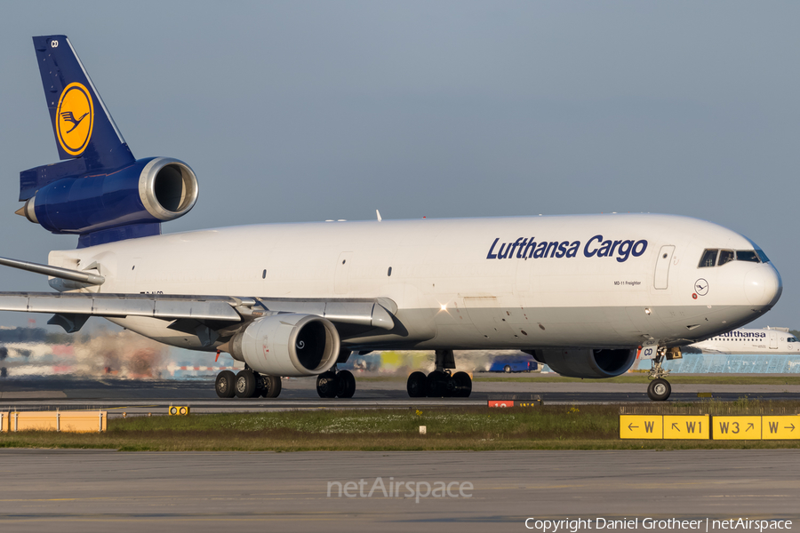 Lufthansa Cargo McDonnell Douglas MD-11F (D-ALCD) | Photo 109757