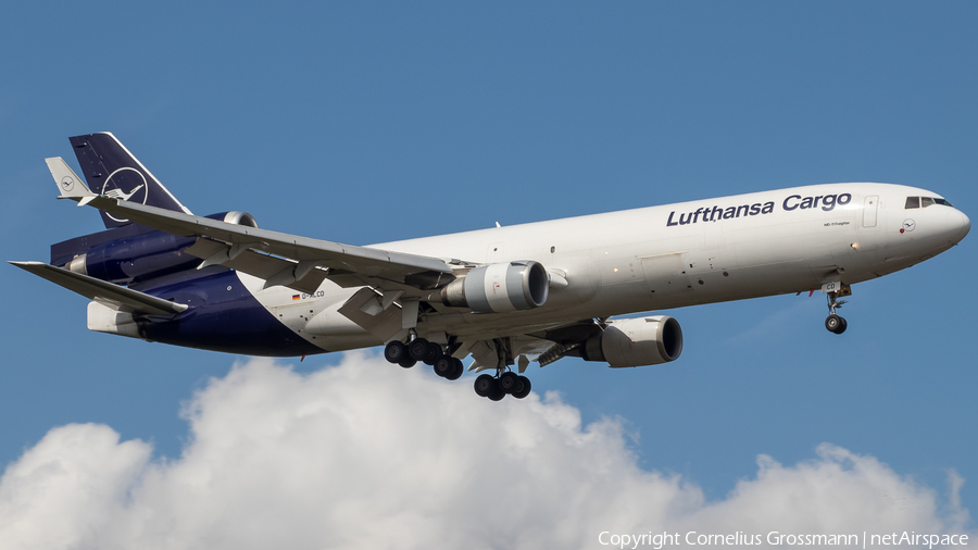 Lufthansa Cargo McDonnell Douglas MD-11F (D-ALCD) | Photo 421126