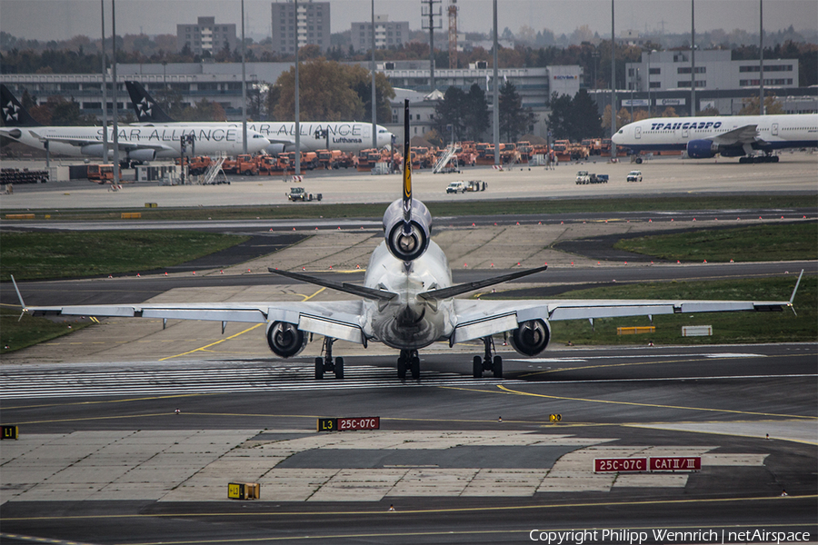Lufthansa Cargo McDonnell Douglas MD-11F (D-ALCD) | Photo 90028