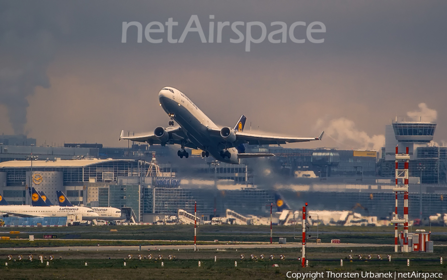 Lufthansa Cargo McDonnell Douglas MD-11F (D-ALCE) | Photo 115585
