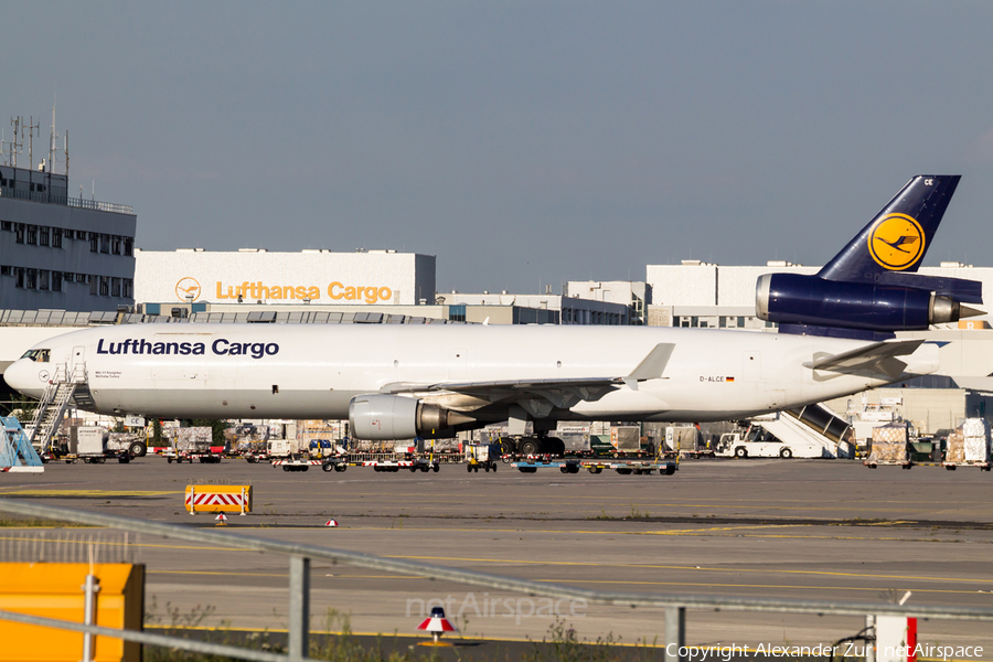 Lufthansa Cargo McDonnell Douglas MD-11F (D-ALCE) | Photo 125773