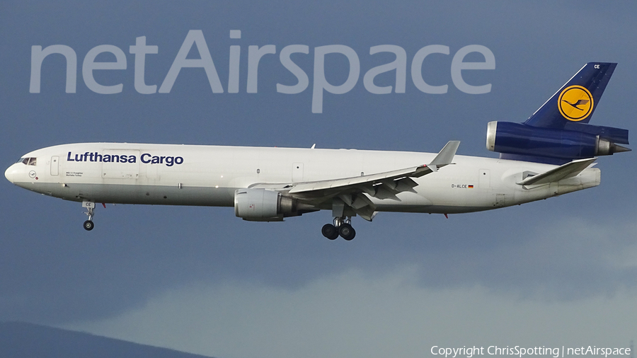 Lufthansa Cargo McDonnell Douglas MD-11F (D-ALCE) | Photo 198694