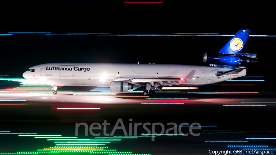 Lufthansa Cargo McDonnell Douglas MD-11F (D-ALCE) | Photo 240841