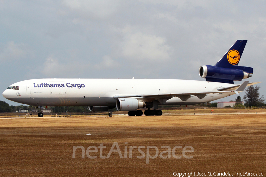 Lufthansa Cargo McDonnell Douglas MD-11F (D-ALCF) | Photo 74198