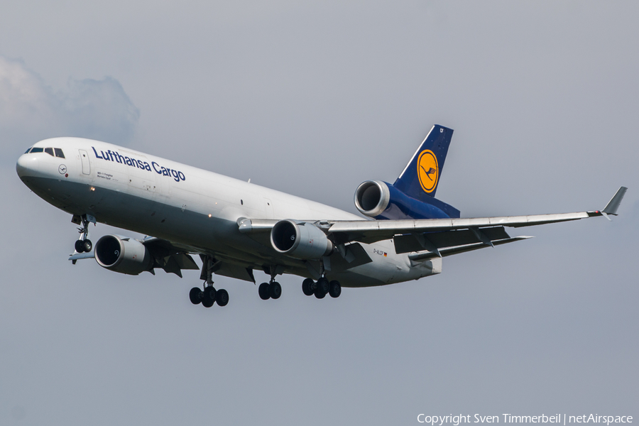 Lufthansa Cargo McDonnell Douglas MD-11F (D-ALCF) | Photo 326879