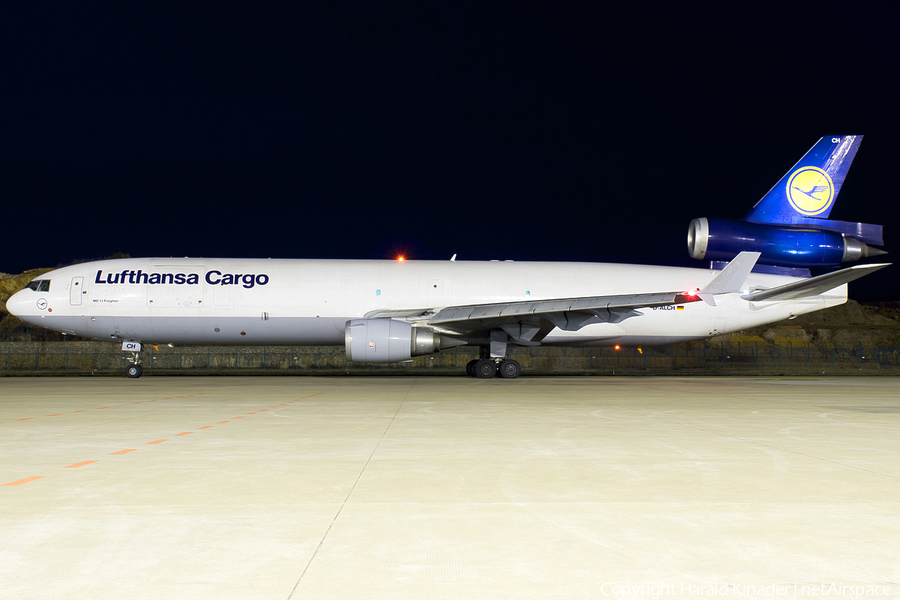 Lufthansa Cargo McDonnell Douglas MD-11F (D-ALCH) | Photo 304866