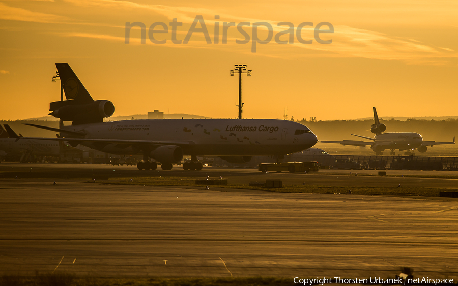 Lufthansa Cargo McDonnell Douglas MD-11F (D-ALCH) | Photo 115699