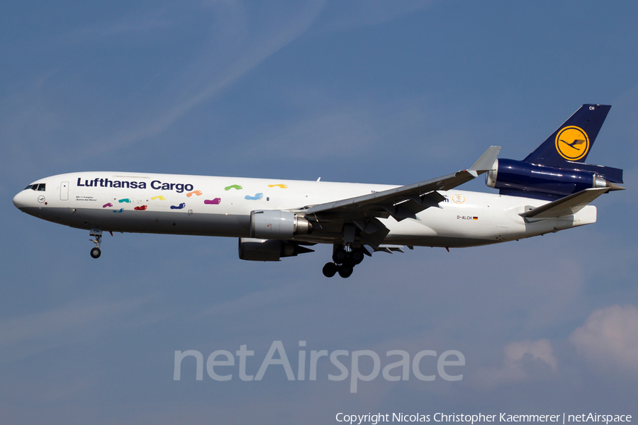 Lufthansa Cargo McDonnell Douglas MD-11F (D-ALCH) | Photo 159426
