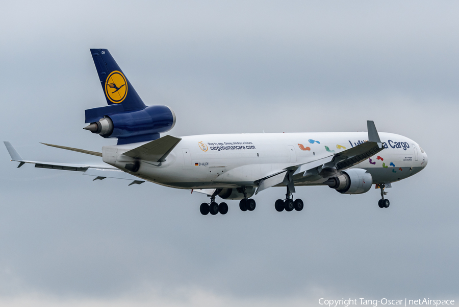 Lufthansa Cargo McDonnell Douglas MD-11F (D-ALCH) | Photo 374377