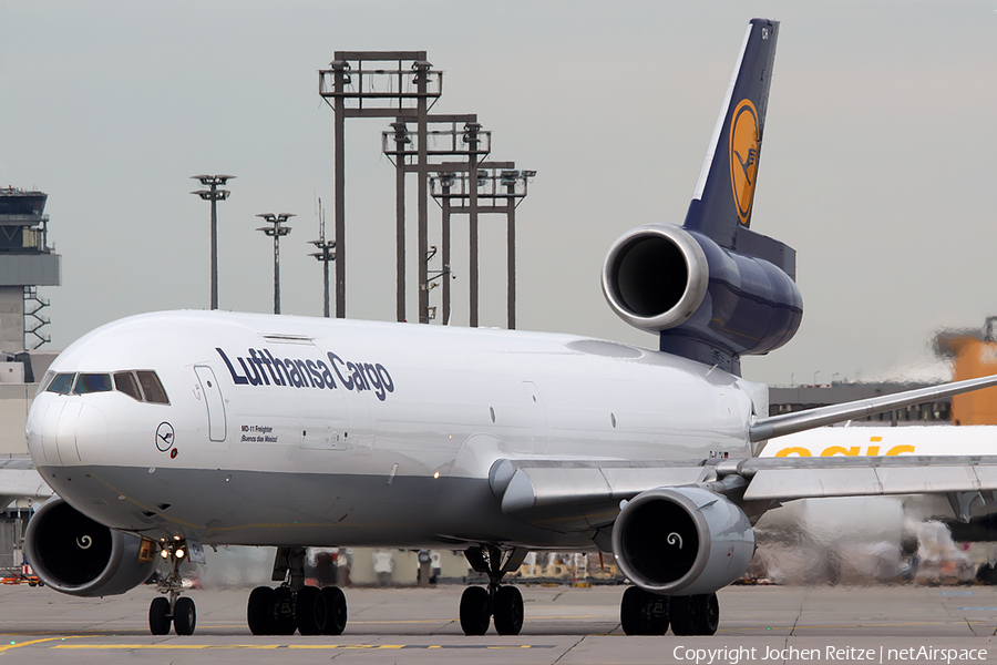 Lufthansa Cargo McDonnell Douglas MD-11F (D-ALCH) | Photo 75682