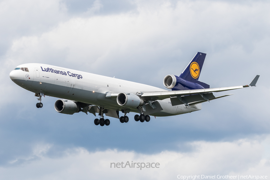 Lufthansa Cargo McDonnell Douglas MD-11F (D-ALCI) | Photo 87773