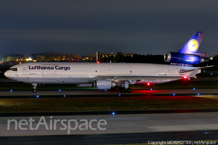 Lufthansa Cargo McDonnell Douglas MD-11F (D-ALCJ) | Photo 236667