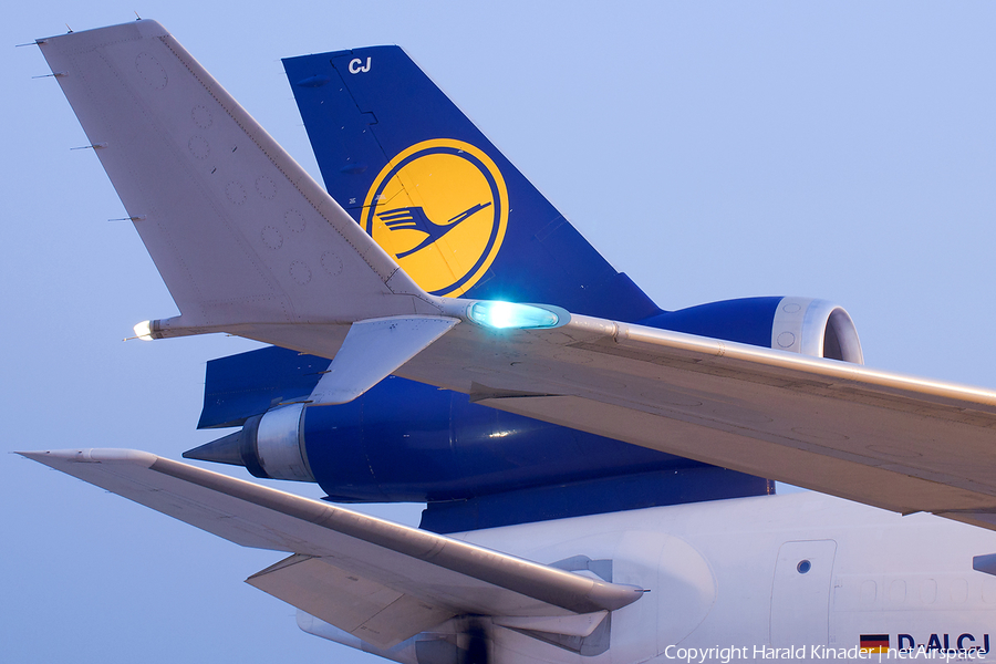 Lufthansa Cargo McDonnell Douglas MD-11F (D-ALCJ) | Photo 304873