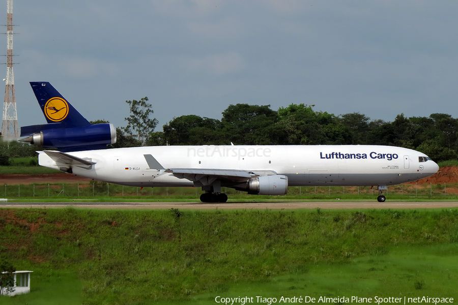 Lufthansa Cargo McDonnell Douglas MD-11F (D-ALCJ) | Photo 331083