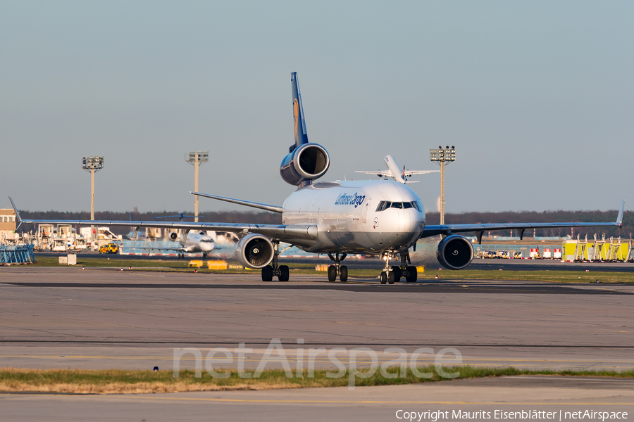 Lufthansa Cargo McDonnell Douglas MD-11F (D-ALCK) | Photo 251779