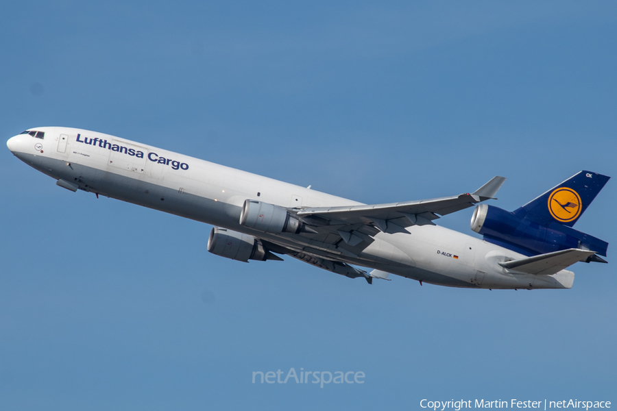 Lufthansa Cargo McDonnell Douglas MD-11F (D-ALCK) | Photo 404104