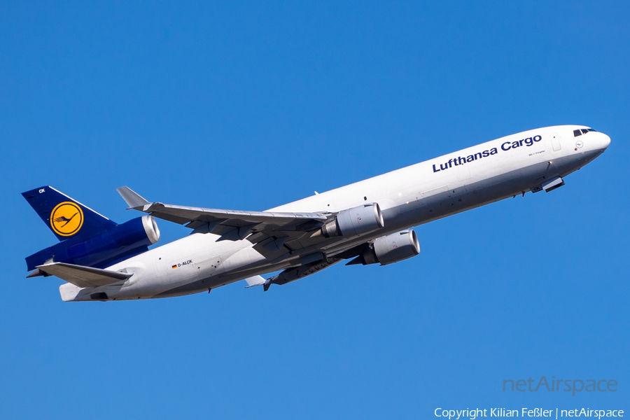 Lufthansa Cargo McDonnell Douglas MD-11F (D-ALCK) | Photo 411238