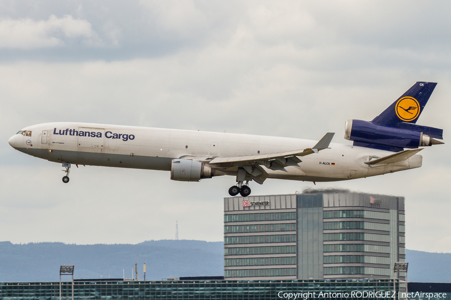 Lufthansa Cargo McDonnell Douglas MD-11F (D-ALCK) | Photo 411878