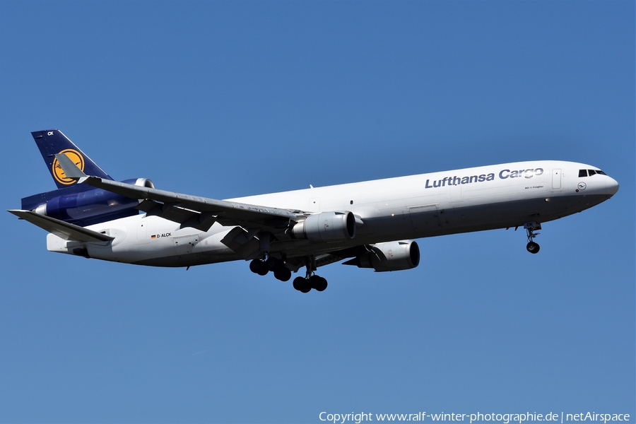 Lufthansa Cargo McDonnell Douglas MD-11F (D-ALCK) | Photo 470498