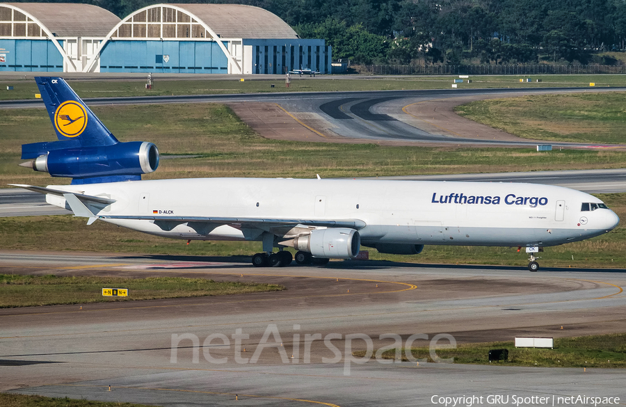 Lufthansa Cargo McDonnell Douglas MD-11F (D-ALCK) | Photo 331566