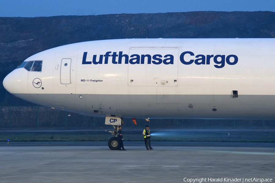 Lufthansa Cargo McDonnell Douglas MD-11F (D-ALCP) | Photo 307318