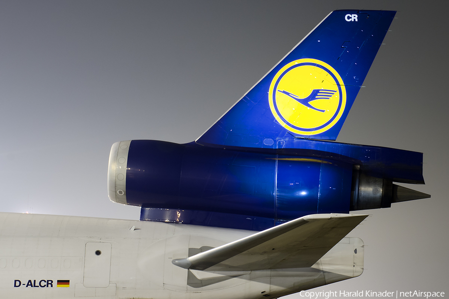 Lufthansa Cargo McDonnell Douglas MD-11F (D-ALCR) | Photo 293835