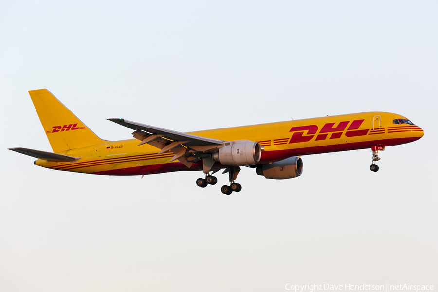 DHL (European Air Transport Leipzig) Boeing 757-236(SF) (D-ALED) | Photo 151300