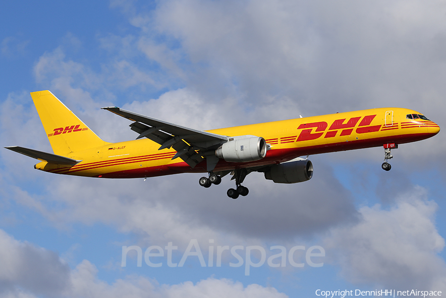 DHL (European Air Transport Leipzig) Boeing 757-236(SF) (D-ALEF) | Photo 368957
