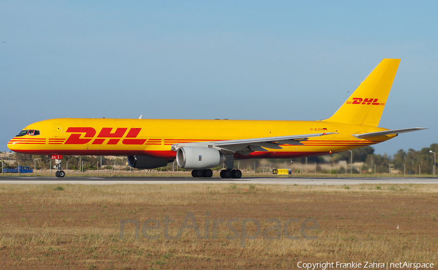 DHL (European Air Transport Leipzig) Boeing 757-236(SF) (D-ALEH) | Photo 26304