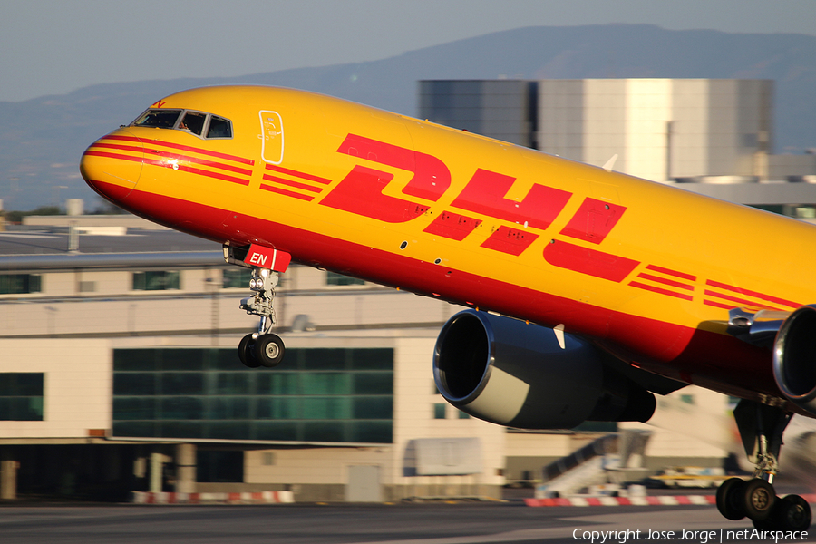 DHL (European Air Transport Leipzig) Boeing 757-2Q8(PCC) (D-ALEN) | Photo 505622