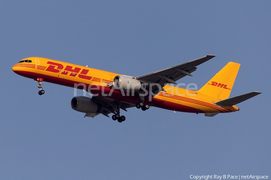 DHL (European Air Transport Leipzig) Boeing 757-28A(PCF) (D-ALEV) | Photo 625142