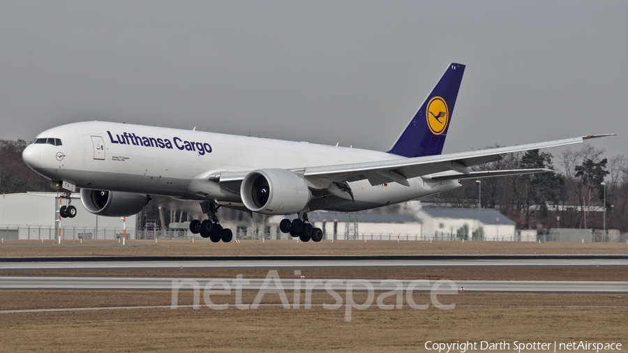 Lufthansa Cargo Boeing 777-FBT (D-ALFA) | Photo 227691