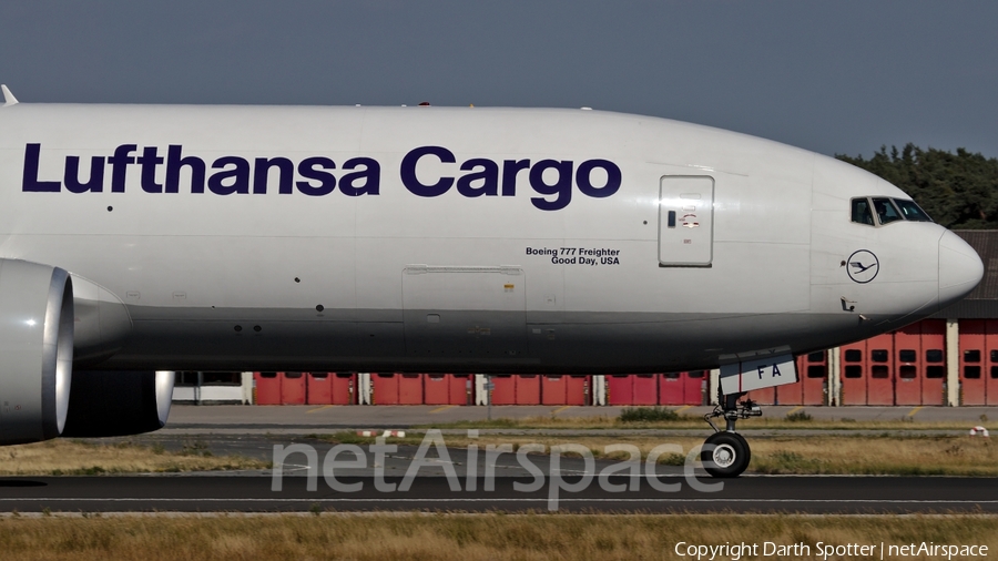 Lufthansa Cargo Boeing 777-FBT (D-ALFA) | Photo 231466