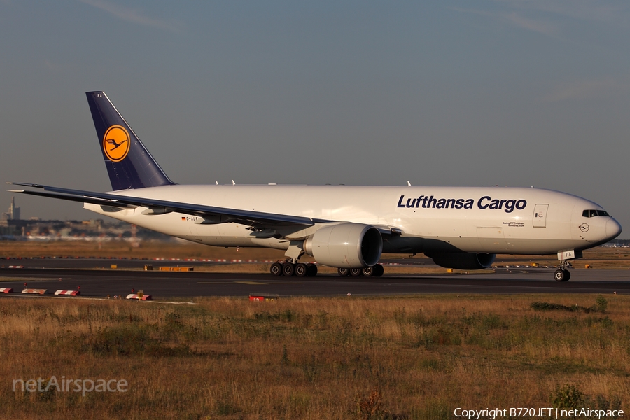 Lufthansa Cargo Boeing 777-FBT (D-ALFA) | Photo 52396