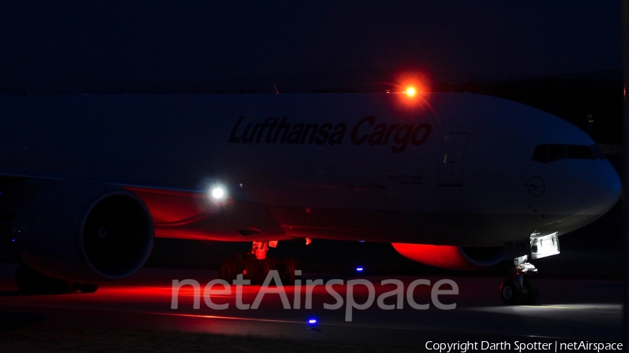 Lufthansa Cargo Boeing 777-FBT (D-ALFB) | Photo 217764