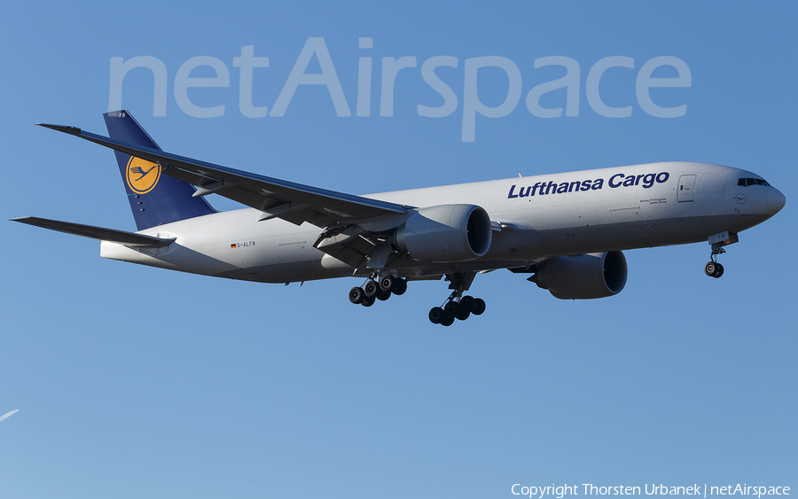 Lufthansa Cargo Boeing 777-FBT (D-ALFB) | Photo 408891