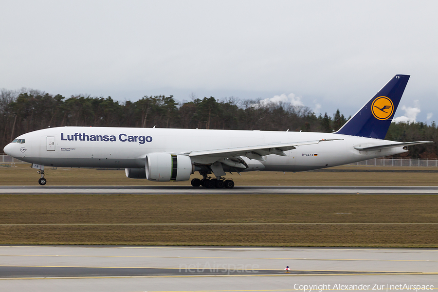 Lufthansa Cargo Boeing 777-FBT (D-ALFB) | Photo 98370