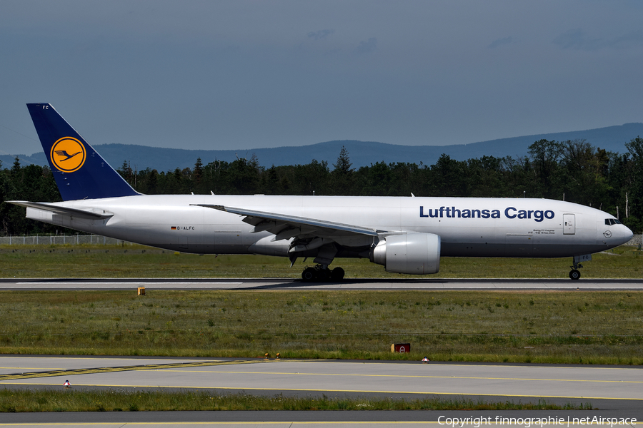 Lufthansa Cargo Boeing 777-FBT (D-ALFC) | Photo 423017