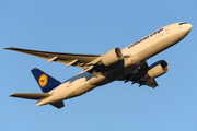 Lufthansa Cargo Boeing 777-FBT (D-ALFD) at  Frankfurt am Main, Germany