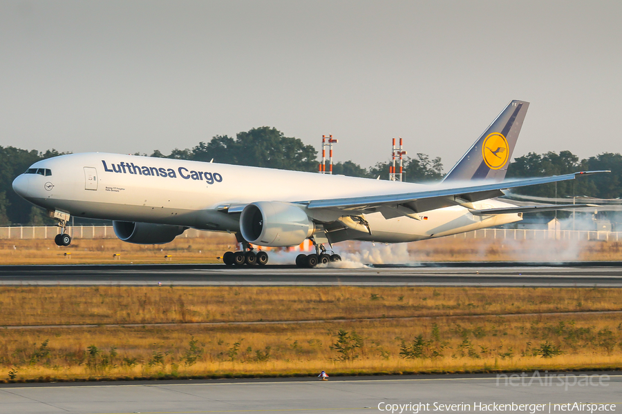 Lufthansa Cargo Boeing 777-FBT (D-ALFE) | Photo 201355