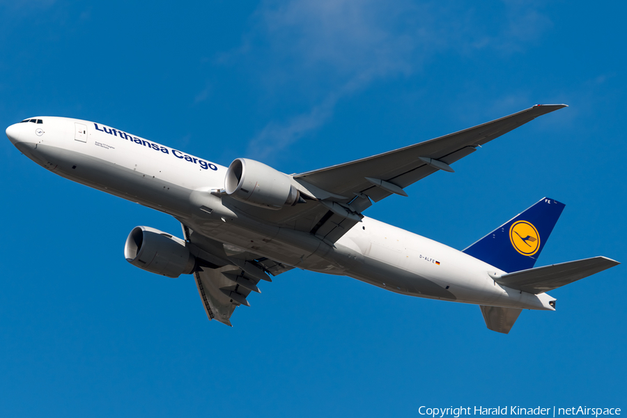 Lufthansa Cargo Boeing 777-FBT (D-ALFE) | Photo 298981