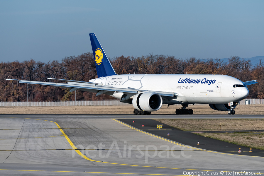 Lufthansa Cargo Boeing 777-FBT (D-ALFE) | Photo 322640