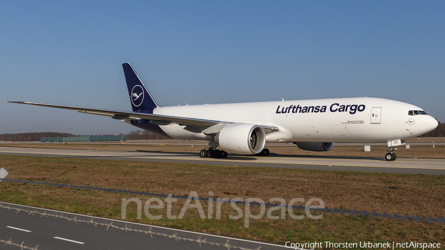 Lufthansa Cargo Boeing 777-FBT (D-ALFF) | Photo 354084