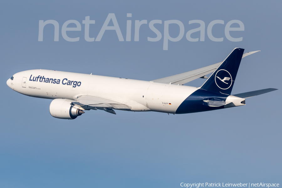 Lufthansa Cargo Boeing 777-FBT (D-ALFF) | Photo 411077