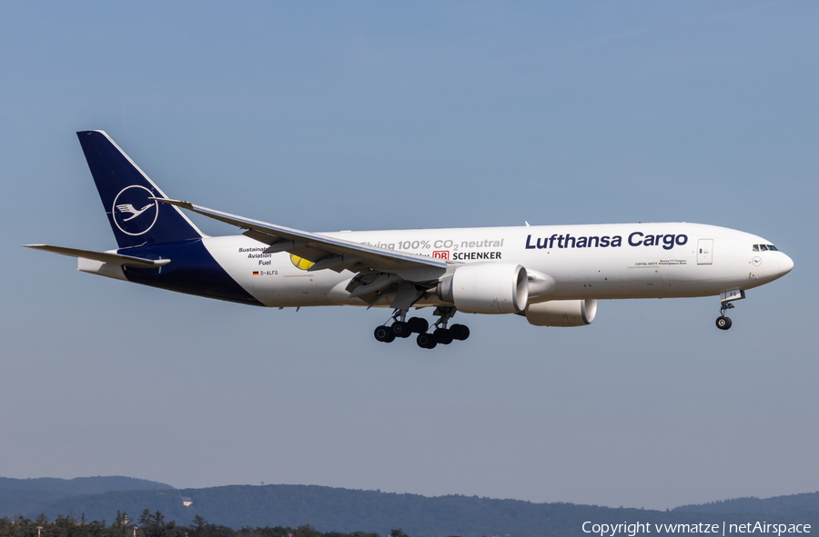 Lufthansa Cargo Boeing 777-FBT (D-ALFG) | Photo 508866